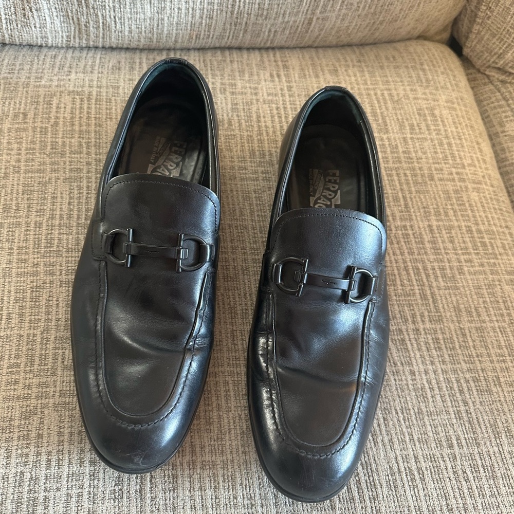Perfect condition ferragamo loafers